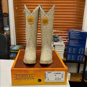 Corral Intricate Cream Boots